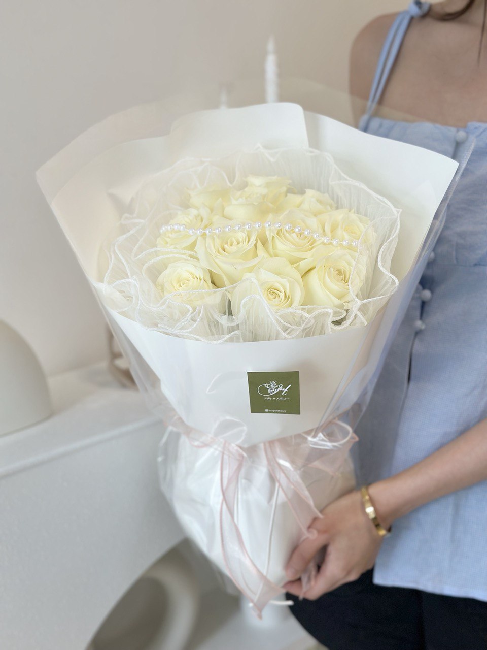 Vannie White Rose
