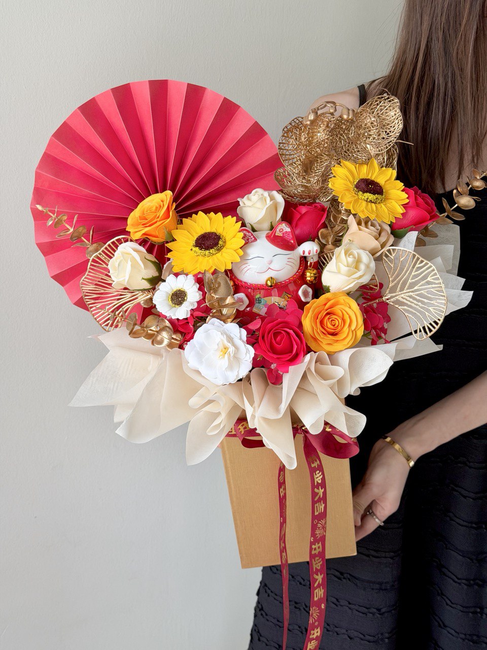 Chinese New shop opening gift box with Maneki Neko, red decorative fan and premium soap flowers, same day delivery available in Kuala Lumpur and Selangor by Hug and Heart Florist Subang Jaya.
