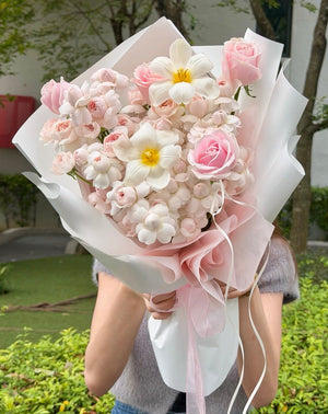 Kiss of Fairy rose spray flower bouquet in soft pink, perfect birthday gift.