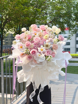 Premium Pink Hydrangea Ballet flower bouquet with soft pink blooms and elegant wrapping, available from a florist in Subang Jaya, Selangor.