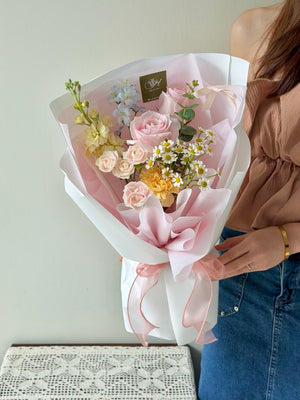 Cute small bouquet featuring roses and daisies, a meaningful birthday gift available for same day delivery Kuala Lumpur.