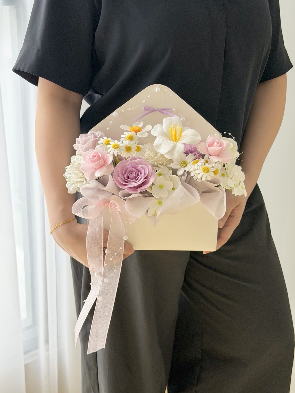 Pastel pink soap flower letter bouquet with roses, tulips, daisies, and hydrangea flowers, perfect for birthdays, Mother's Day, and graduation gifts.