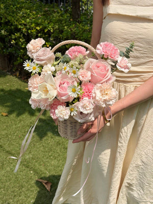 Premium flower basket arrangement with ribbons and fresh blooms, same day flower delivery in Kuala Lumpur and Selangor.