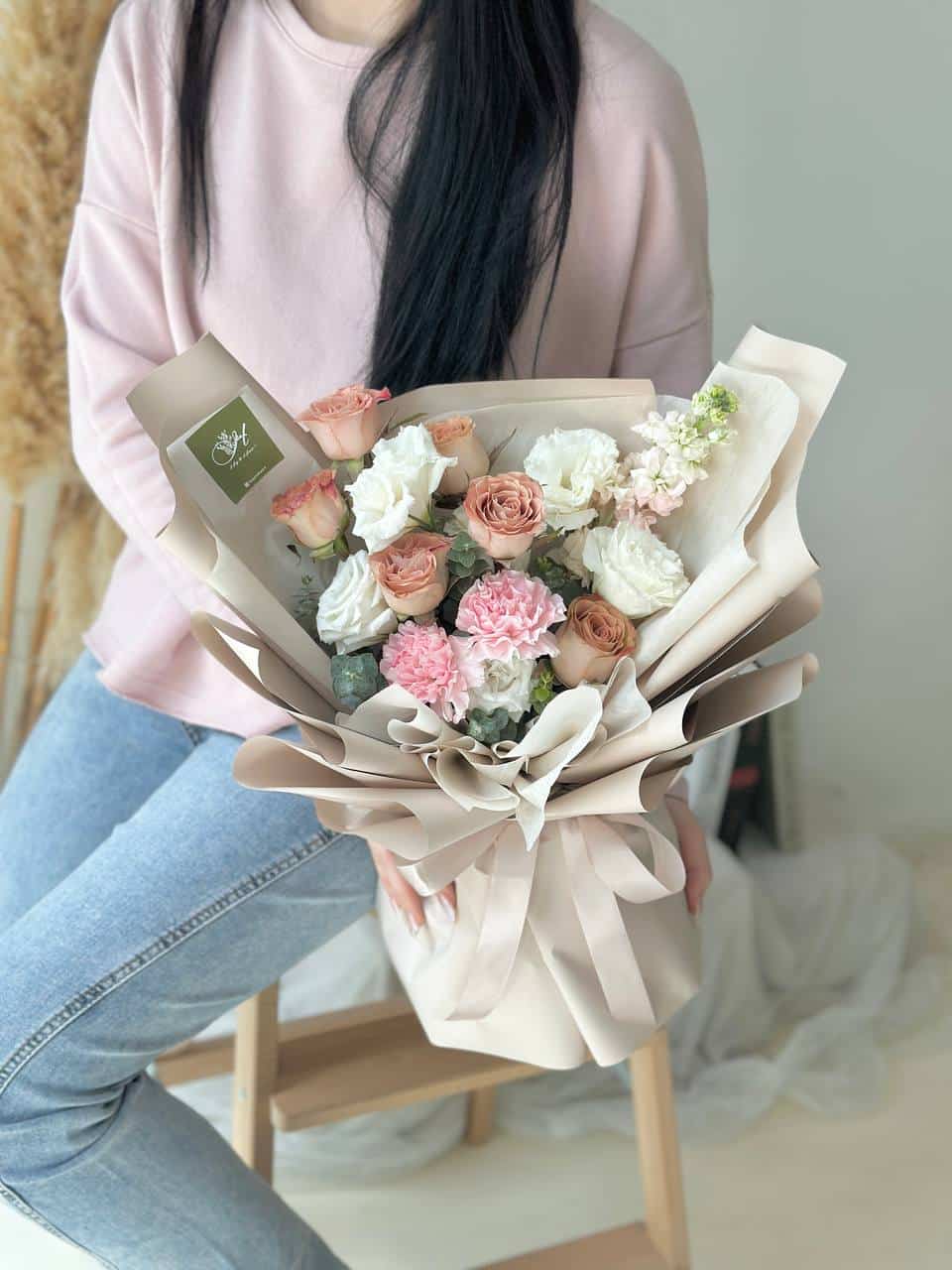 Elenita Imported Cappuccino Rose Bouquet