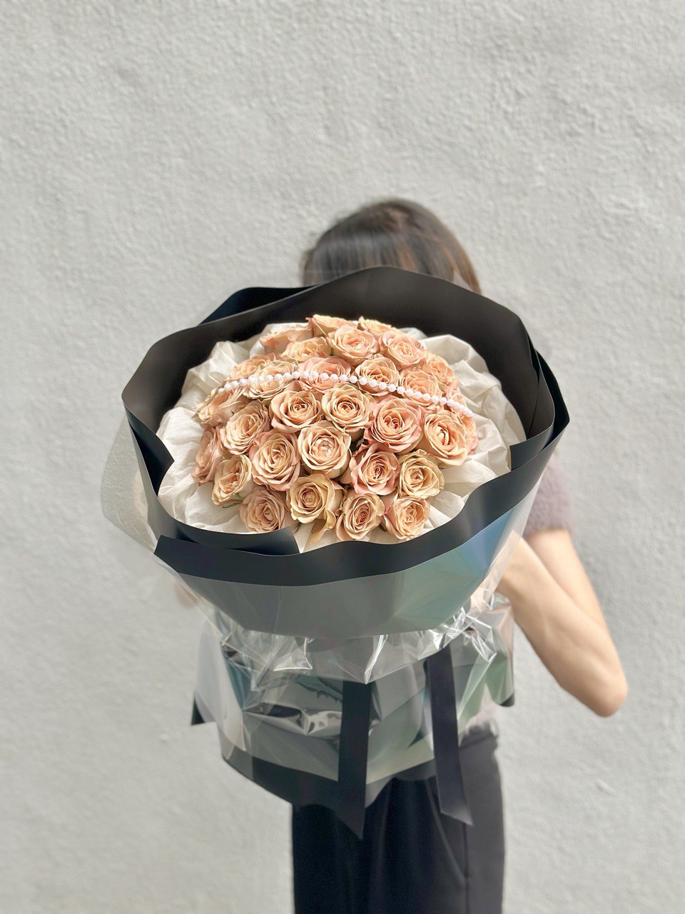 (2 days Pre-Order) Hershey Cappuccino Rose