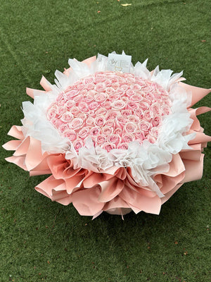 99 pink roses perfect for proposal flower.