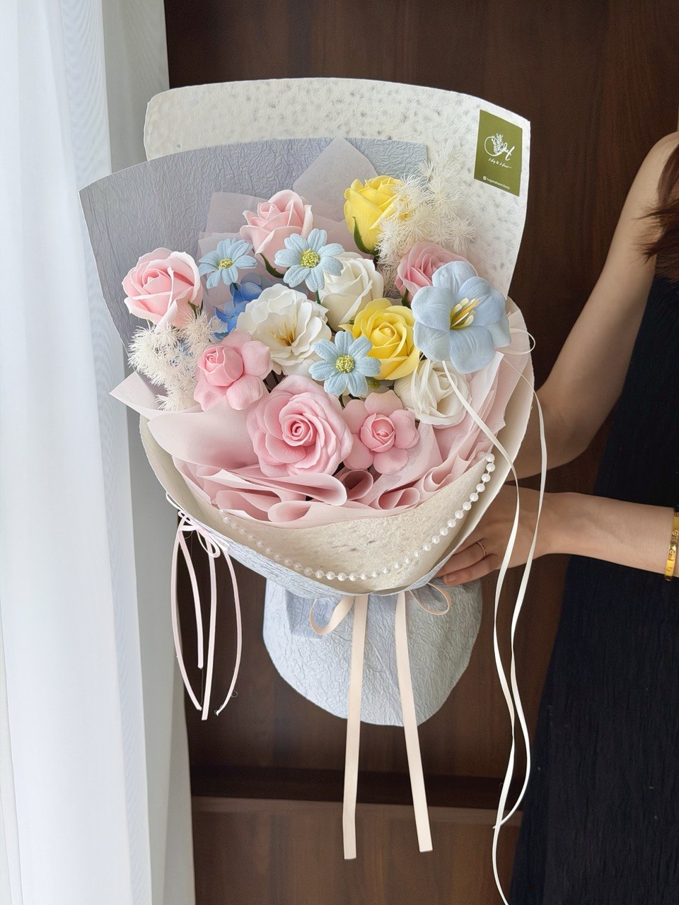 Premium soap flower bouquet with elegant pastel roses and luxury wrapping, reusable floral gift for anniversary, birthday, Mother’s Day, or just because.