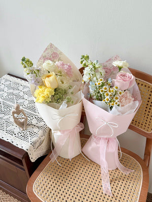 3.8 Women’s Day bouquet featuring soft pink rose, yellow carnation and white blooms in premium wrapping – perfect gift for 女神节 celebration in Kuala Lumpur.