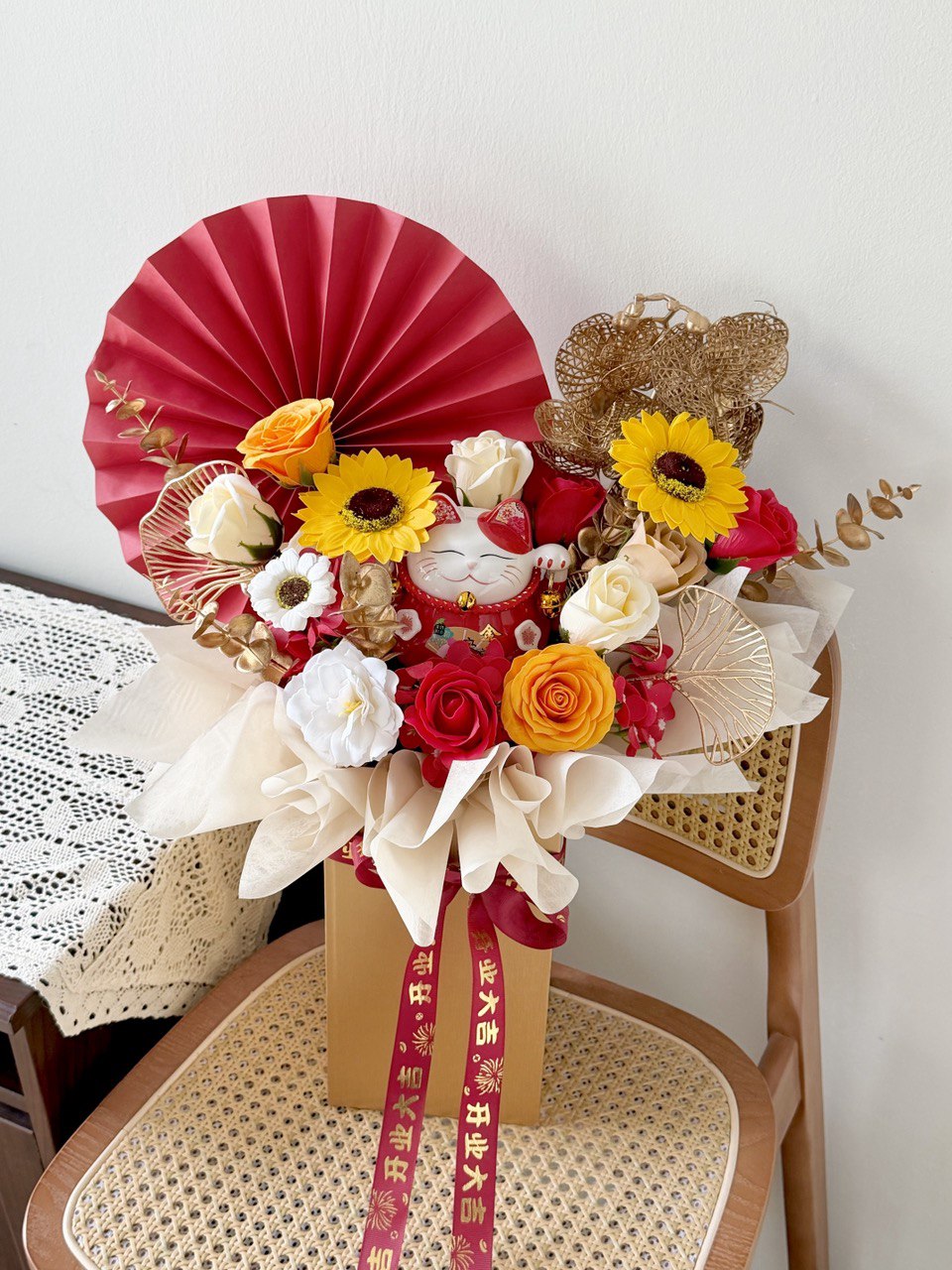 Business opening congratulatory gift featuring lucky cat, red fan design and elegant soap flower bouquet in box, handcrafted by Hug and Heart Florist Subang Jaya for Kuala Lumpur and Selangor delivery.
