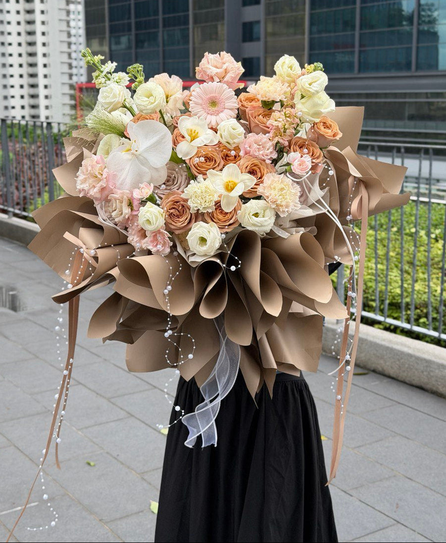 Cappuccino rose bouquet with elegant ballet wrapper, best seller flower bouquet for online delivery in Kuala Lumpur and Selangor.