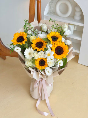 Sunflower and white rose bouquet for graduation day, a thoughtful gift for graduates in Kuala Lumpur and Selangor.
