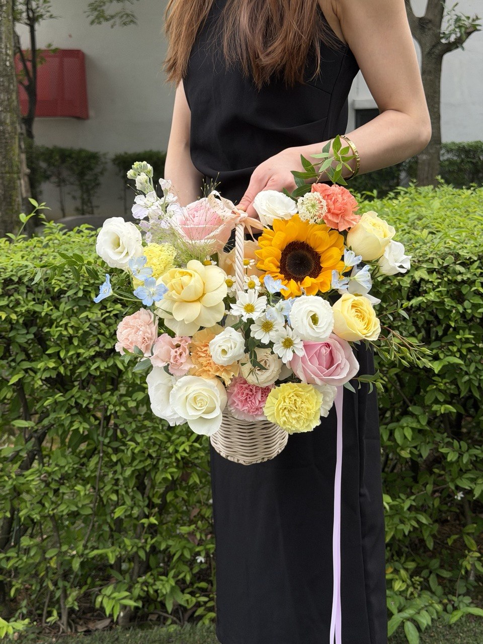 Elegant flower basket gift for housewarming or hospital visits in Kuala Lumpur and Selangor