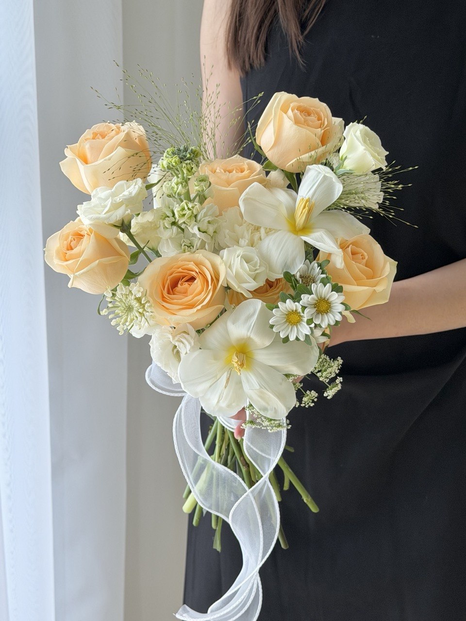 Romantic champagne rose bouquet with white accent flowers, premium bridal hand bouquet for weddings in Selangor and KL.