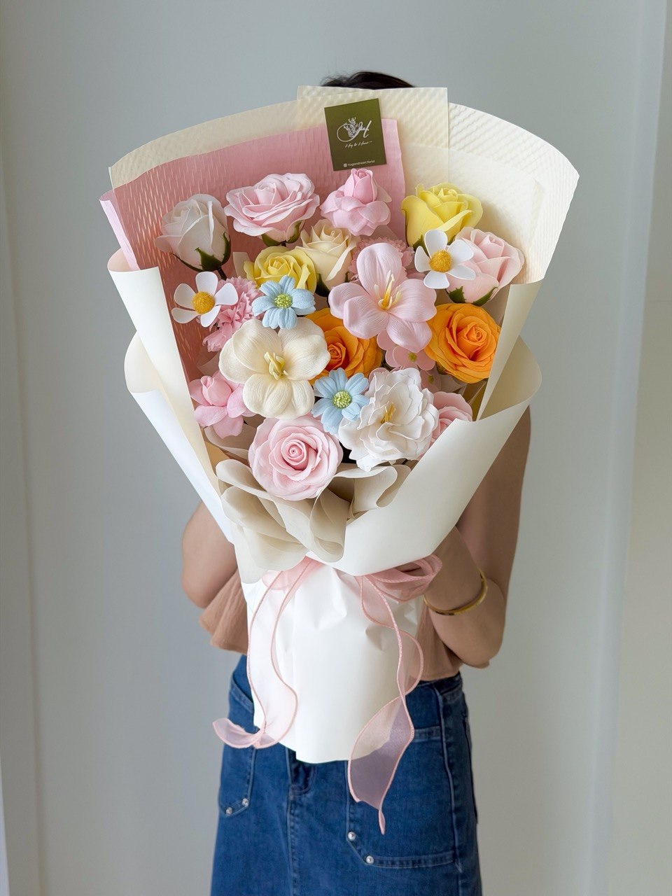 Vibrant soap flower bouquet with mixed colours, ideal for get well soon, anniversary and surprise gift in Selangor same day delivery.