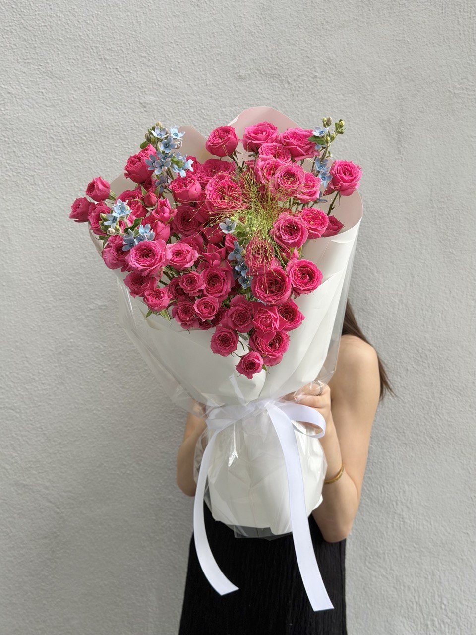 Fresh sophie rose spray roses bouquet arranged in a modern pastel wrap, ideal for same day flower delivery from a trusted KL florist in Kuala Lumpur.