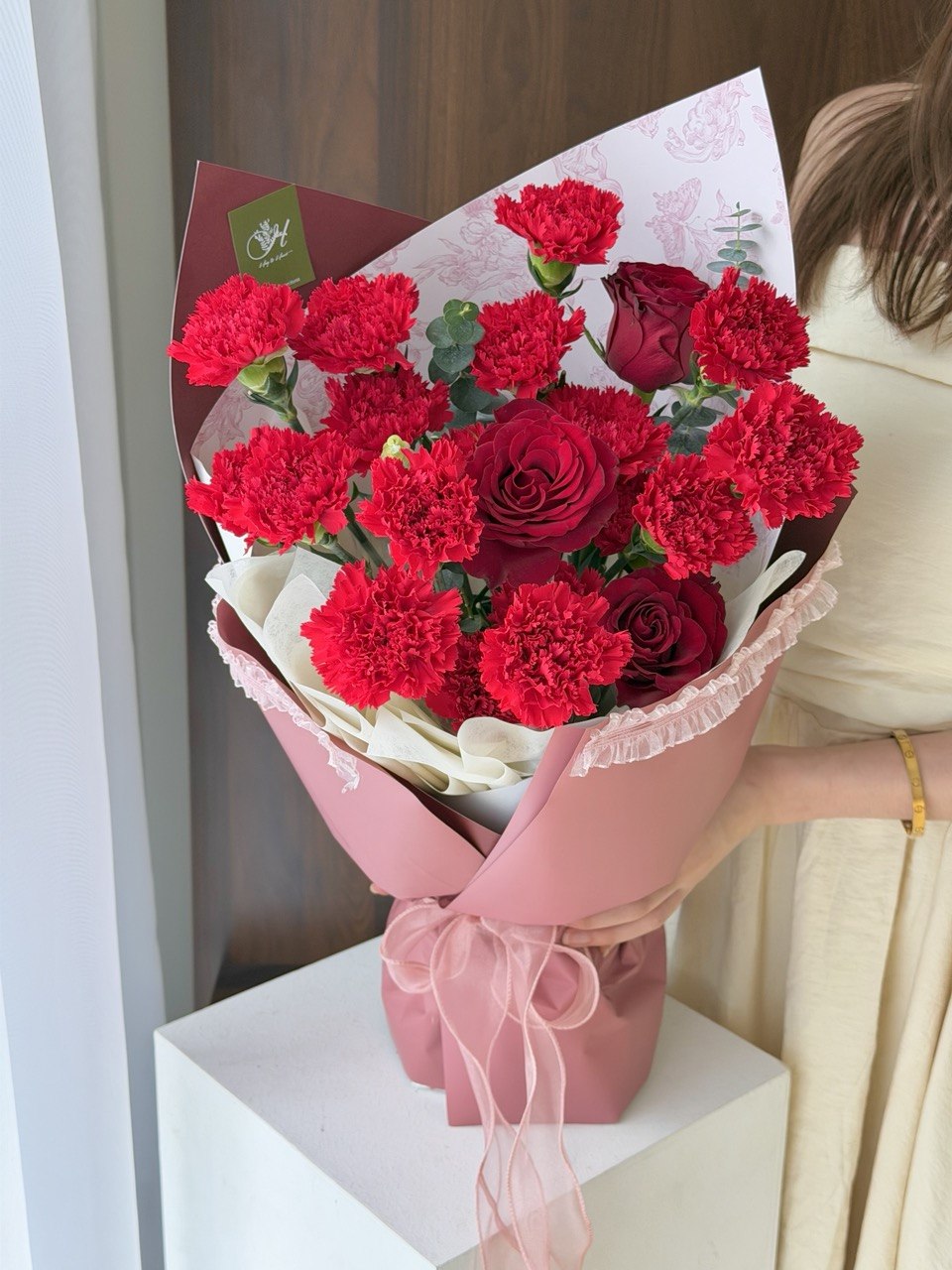 Red carnation and red rose bouquet for Mother’s Day 2026 with same day flower delivery in Kuala Lumpur and Selangor.