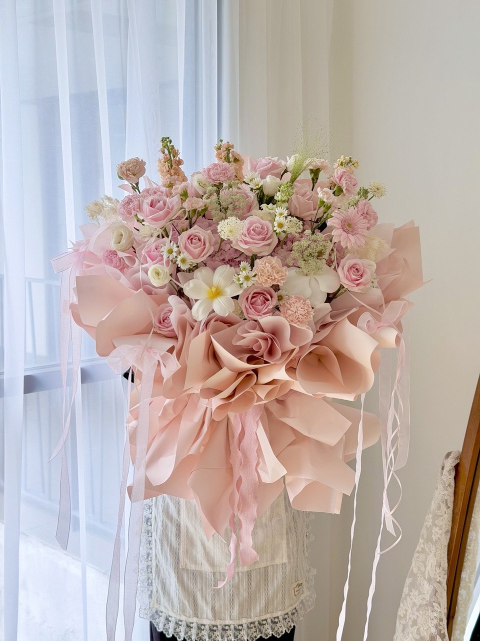 Premium pink hydrangea ballet bouquet for birthdays and romantic celebrations, florist at Subang Jaya.