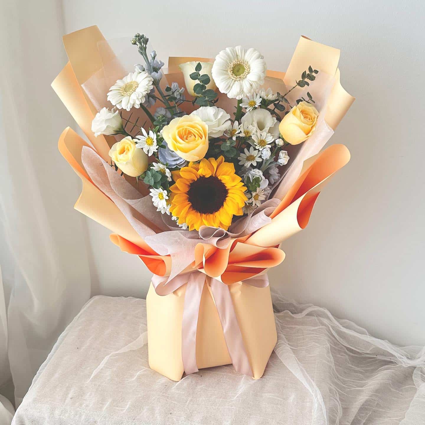 1 Sunflower Mixed Roses