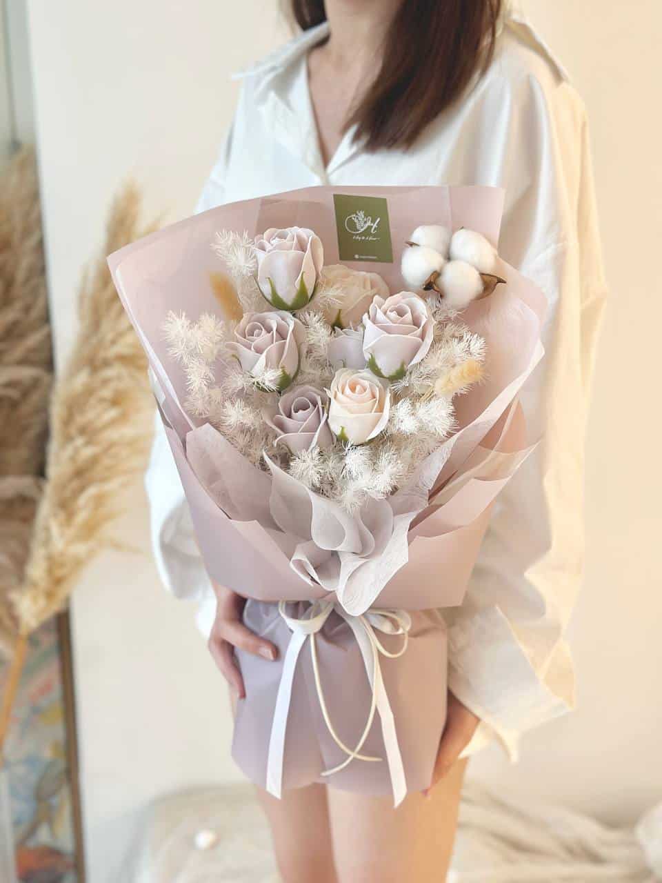 Aria Soap Flower Bouquet