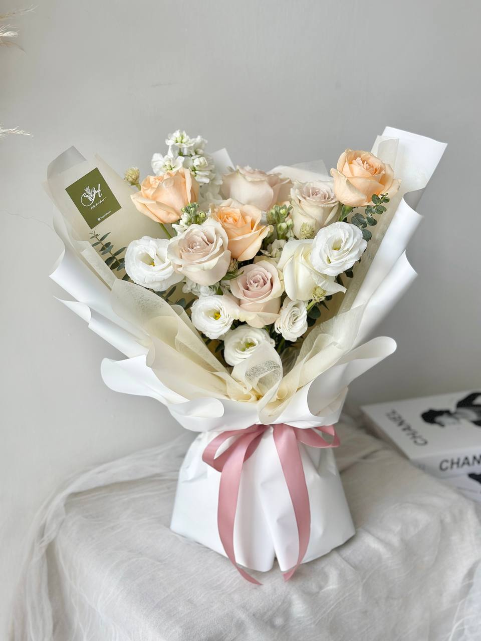 Bella Quick Sand Rose Mixed Bouquet