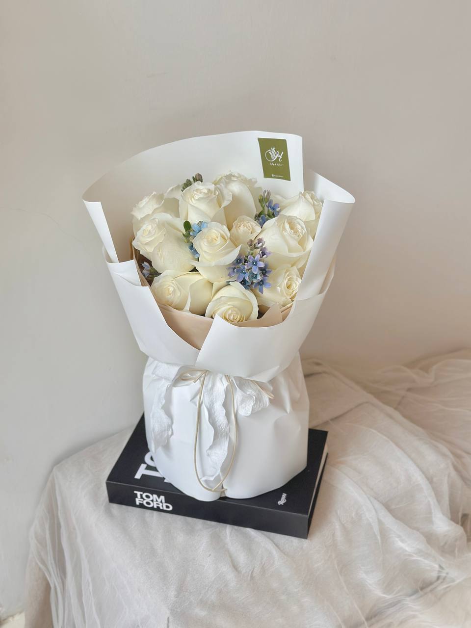 Briella Snow White Rose Bouquet