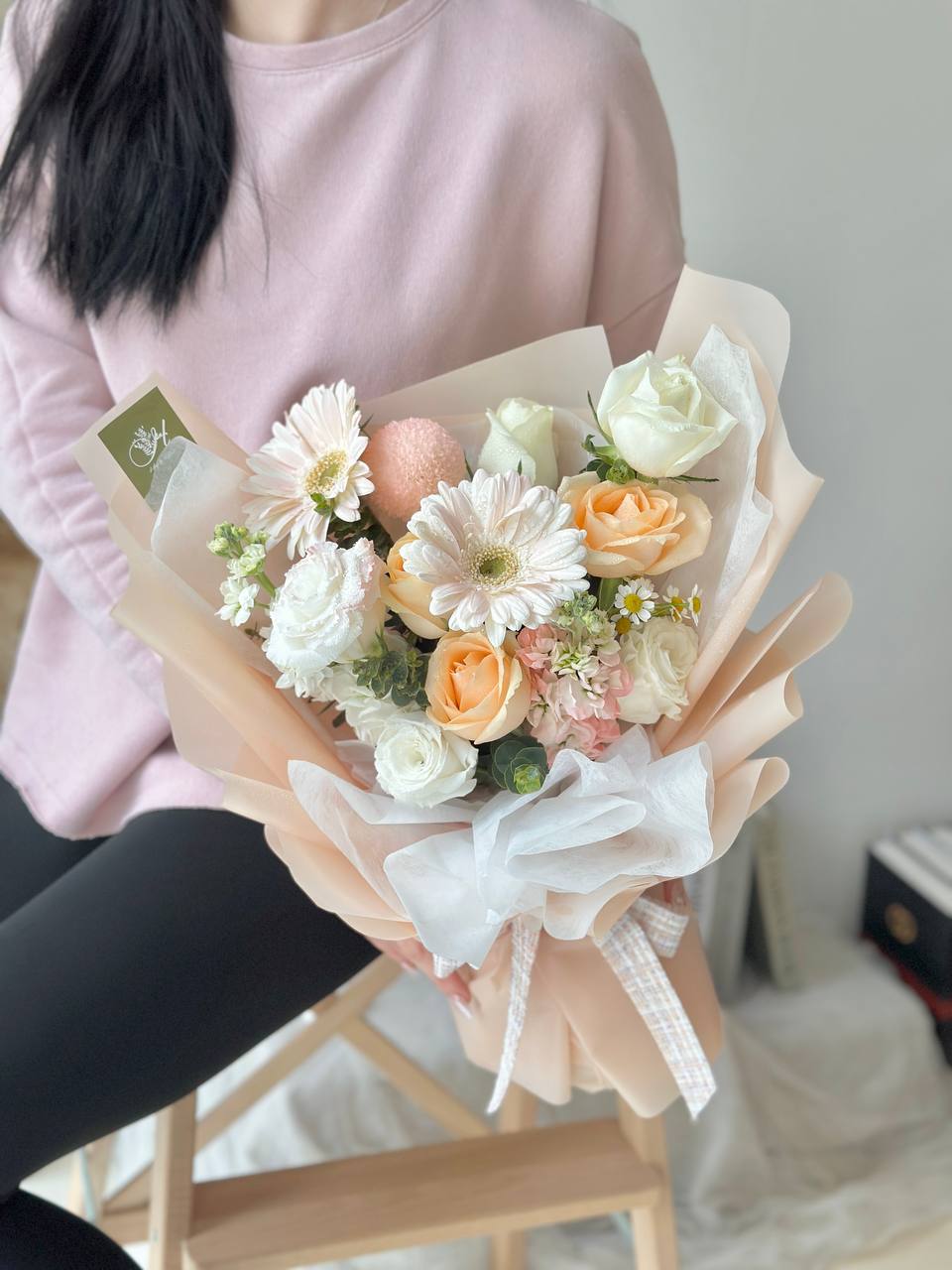 Baylee Gerbera Mixed Rose Bouquet