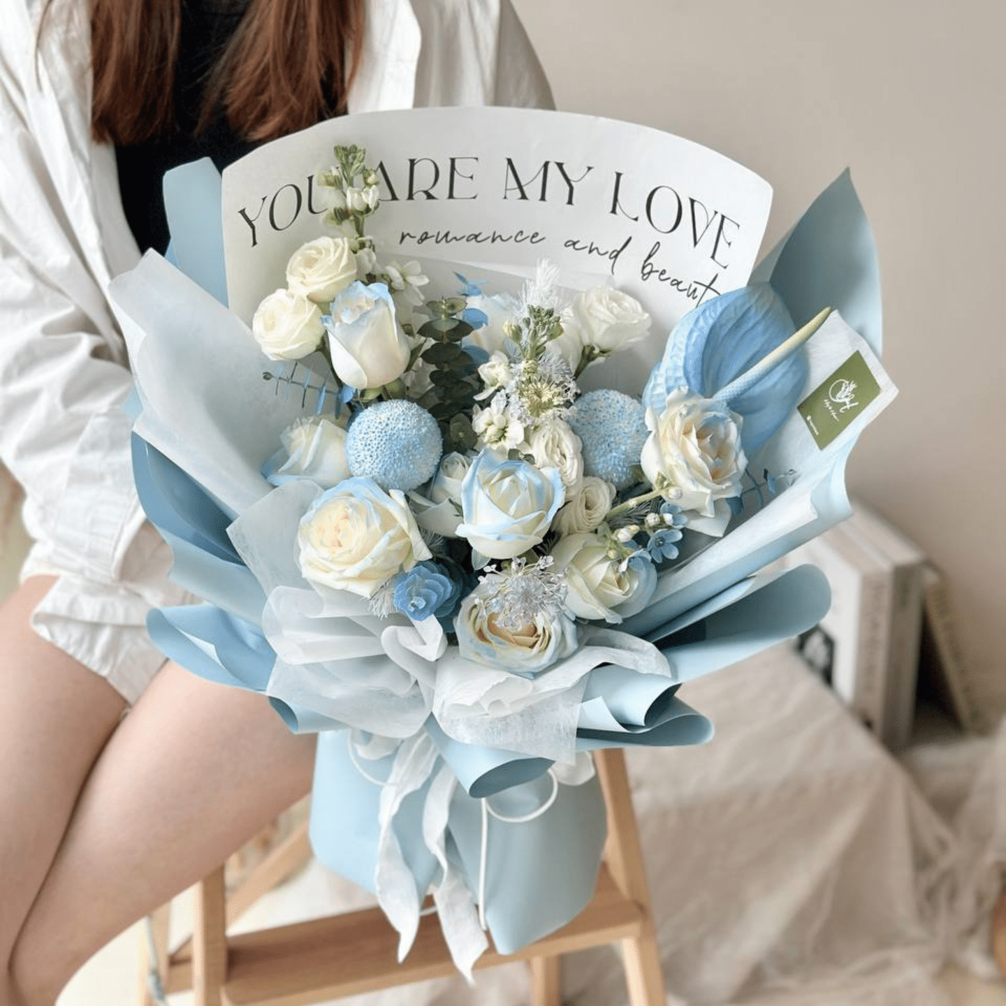 Chloee Blue Rose Mixed Bouquet