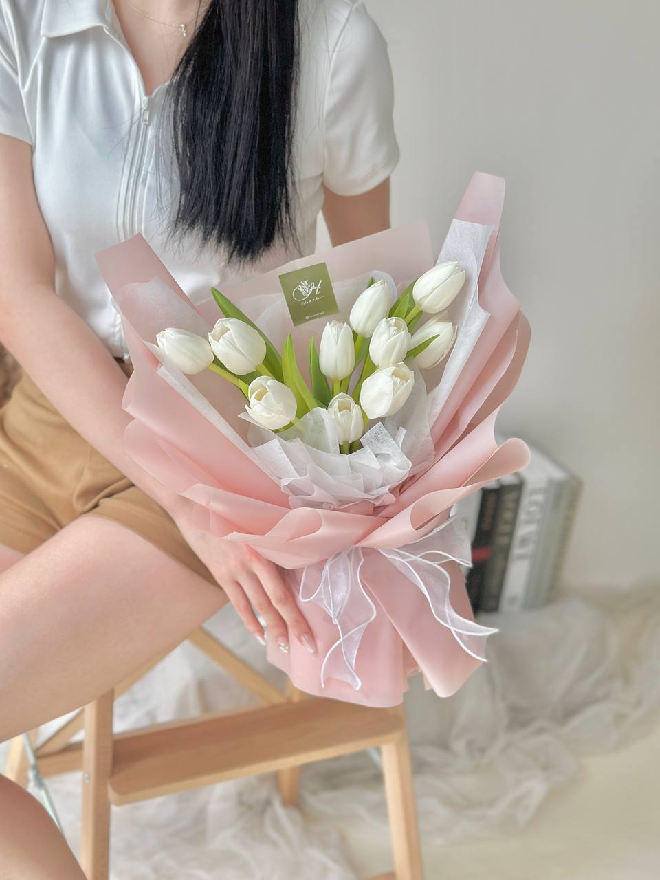 Snow White Tulips Bouquet