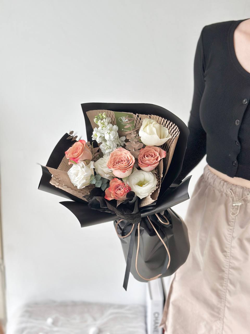 Cherene Cappuccino Rose Mixed Bouquet