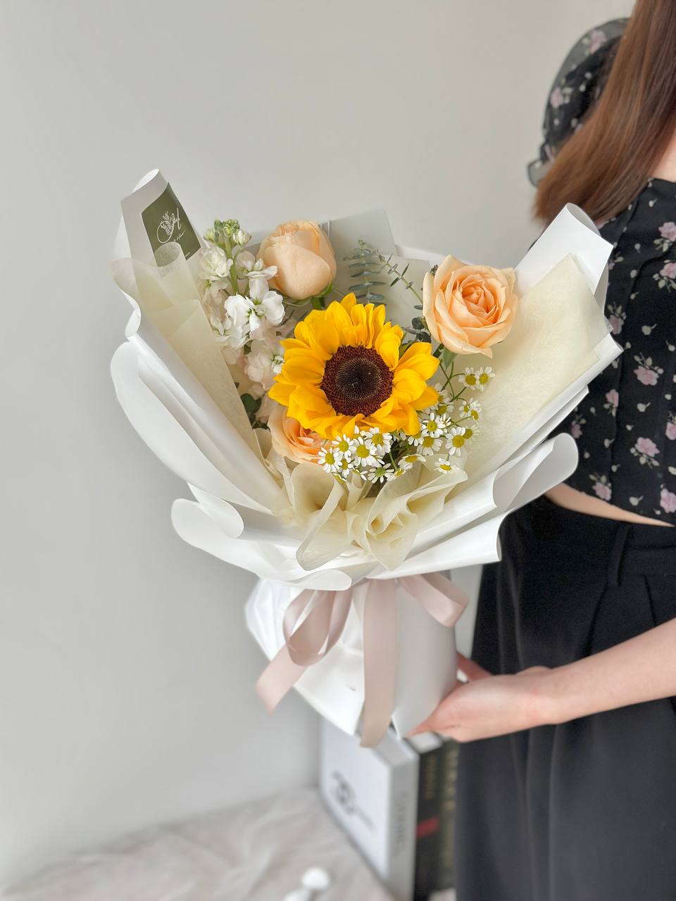 Canva Sunflower Mixed Rose Bouquet