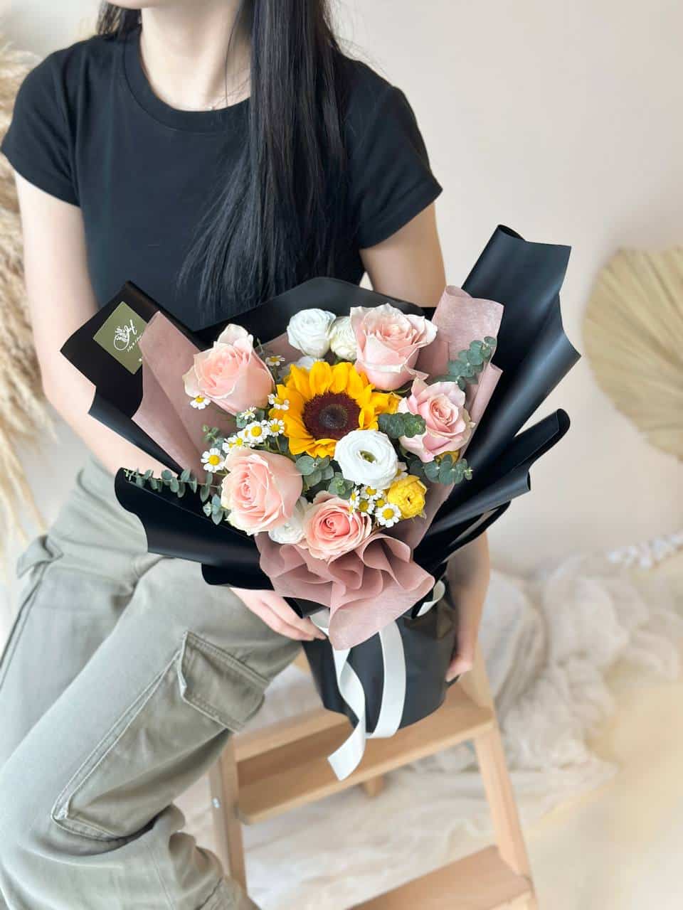 Desme Sunflower Mixed Rose Bouquet