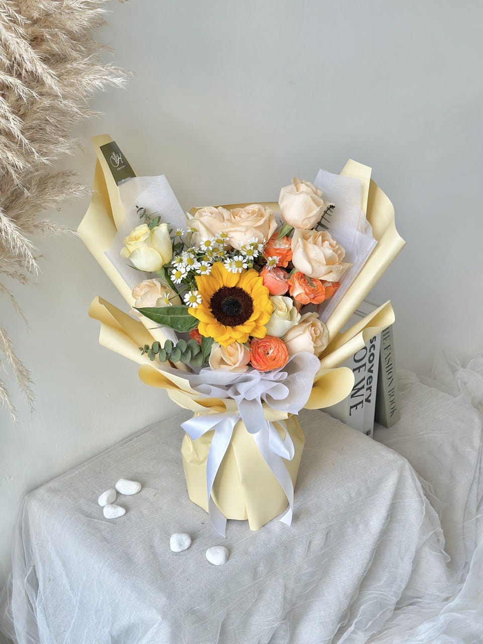 Estell Sunflower mixed Champagne Rose Bouquet