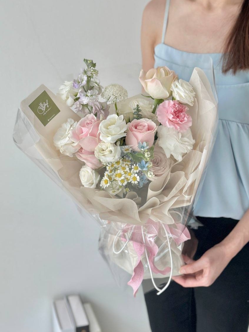 Edlynn Pink Rose mixed Eustoma Bouquet