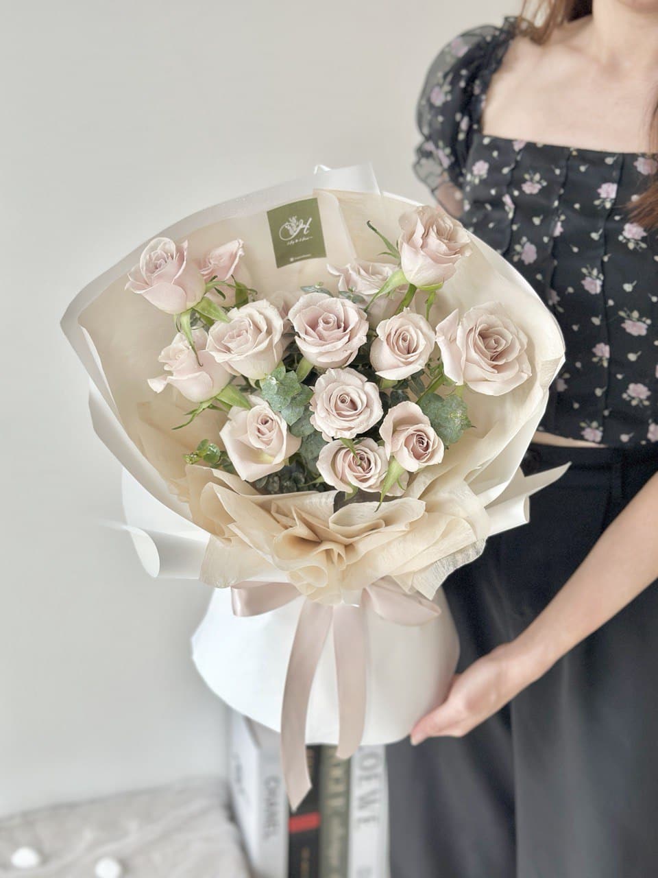 Sharon Premium Imported Menta Rose Bouquet