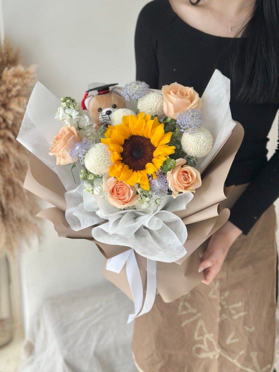 Emryn Sunflower with Graduation Bear Bouquet