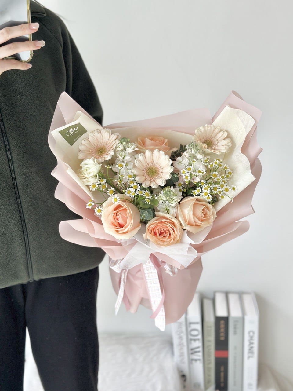 Elina Gerbera mixed Rose Rouge Bouquet