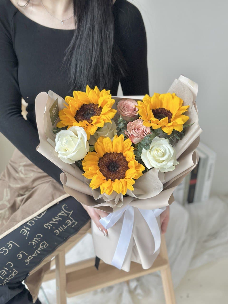 Ensley Sunflower mixed Cappuccino Bouquet