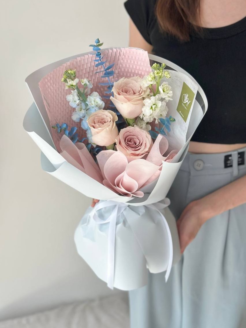 Hanneman Roses Hanna Menta Rose – Hug and Heart