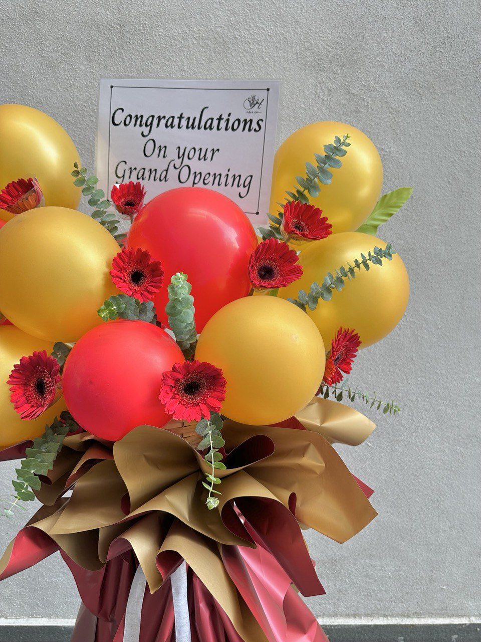 Congratulation Flower Stand