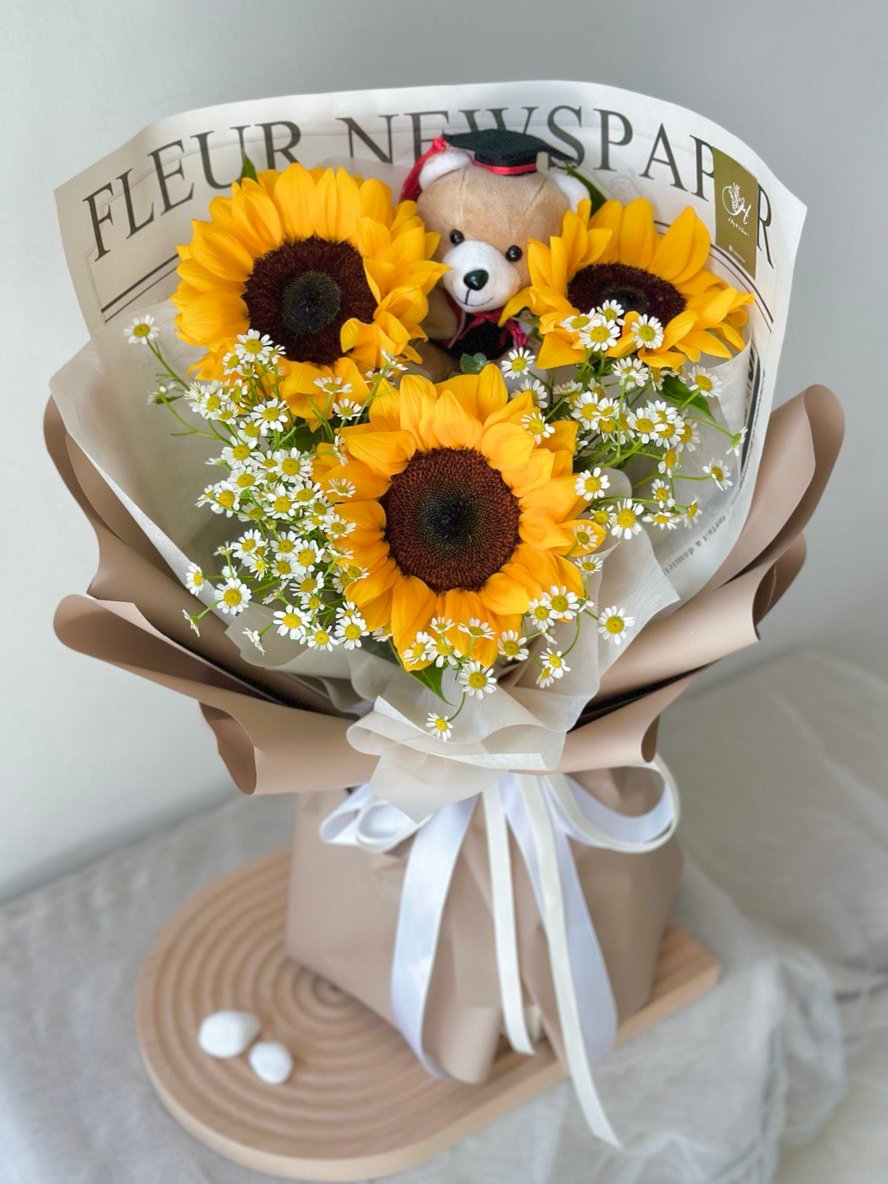 Gisell Sunflower Bear