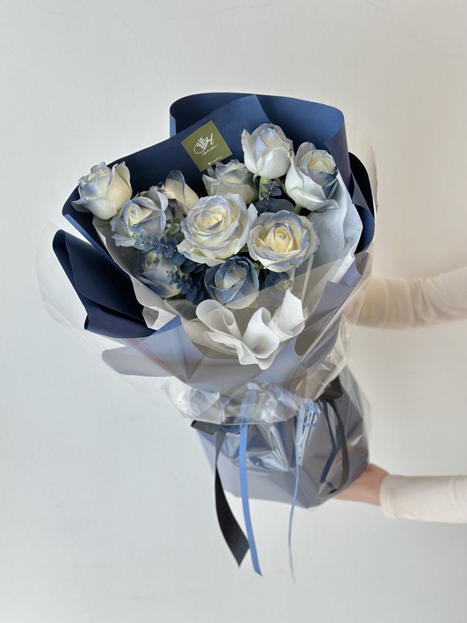 Hiden Blue Rose